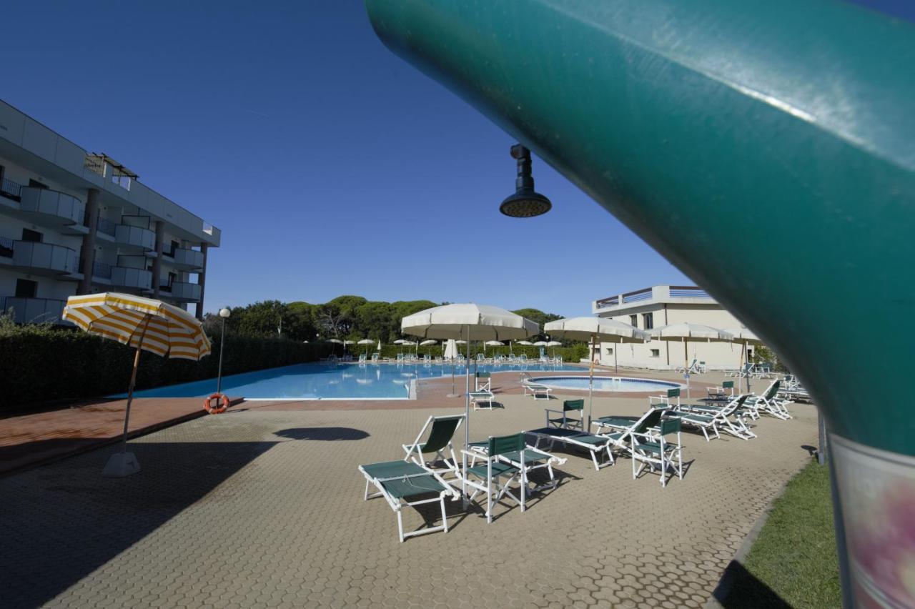 Le Residenze Di Santa Costanza - Mirto/Corbezzolo Aparthotel San Vincenzo Bagian luar foto