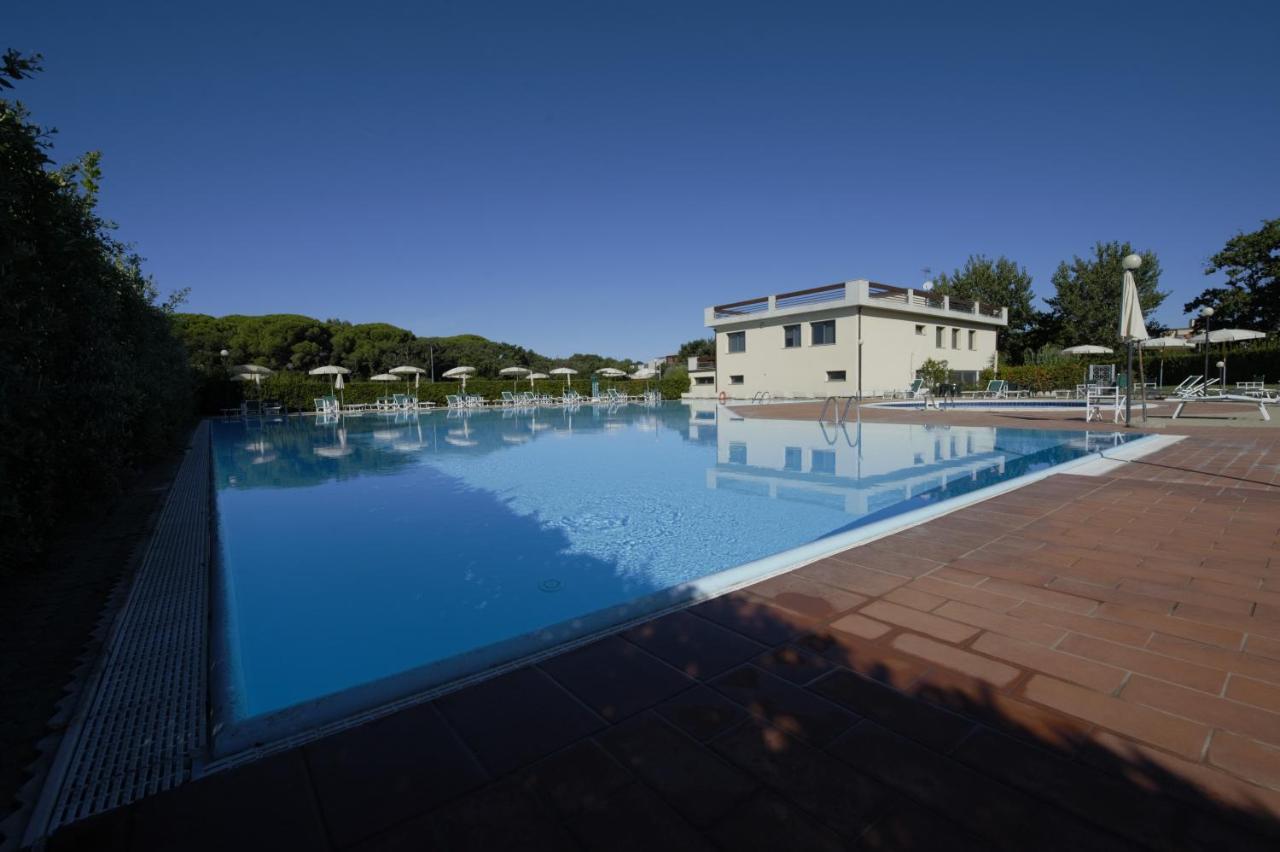Le Residenze Di Santa Costanza - Mirto/Corbezzolo Aparthotel San Vincenzo Bagian luar foto