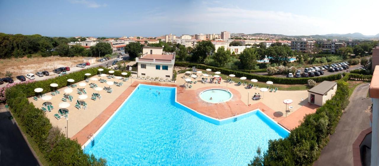 Le Residenze Di Santa Costanza - Mirto/Corbezzolo Aparthotel San Vincenzo Bagian luar foto