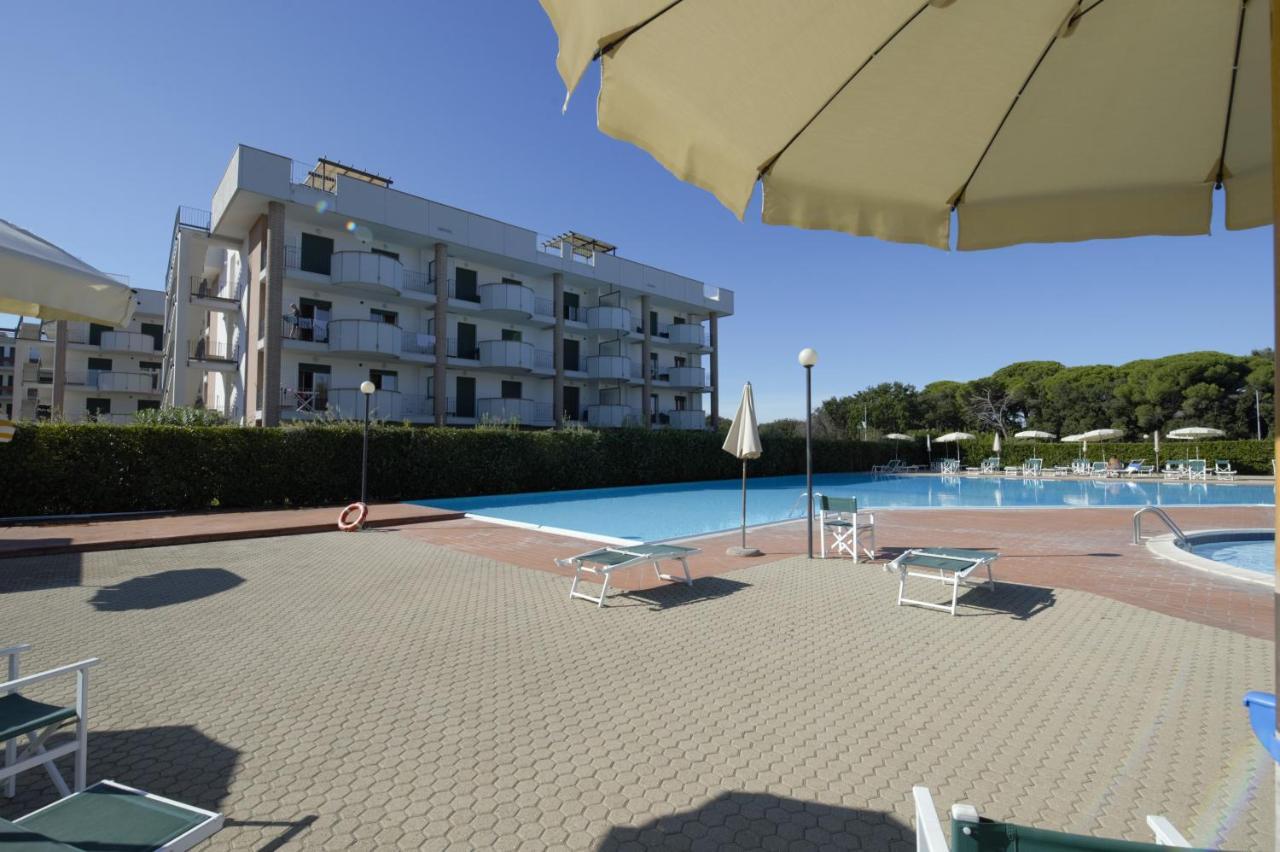 Le Residenze Di Santa Costanza - Mirto/Corbezzolo Aparthotel San Vincenzo Bagian luar foto